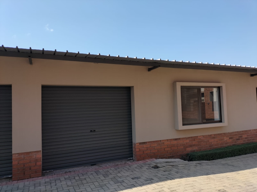 To Let 1 Bedroom Property for Rent in Waverley Free State